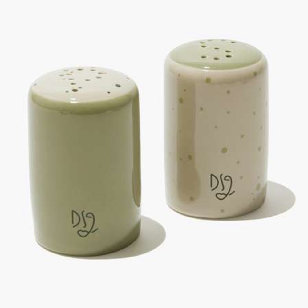 Darling spring salt and pepper shaker set